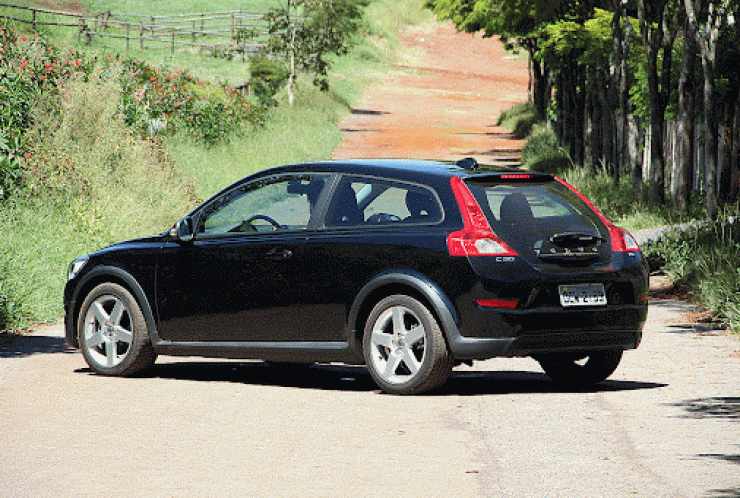 Volvo C30 T5