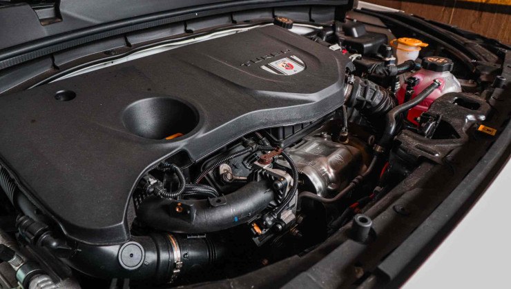 Motor do fastback Abarth