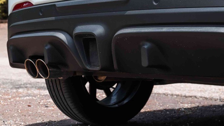 detalhes escapamento