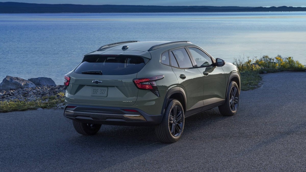 2024 Chevrolet Trax Activ de traseira