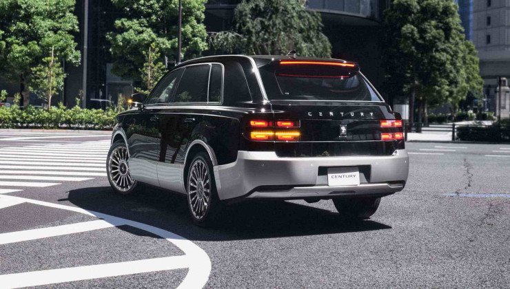 6af6c456 toyota century suv traseira