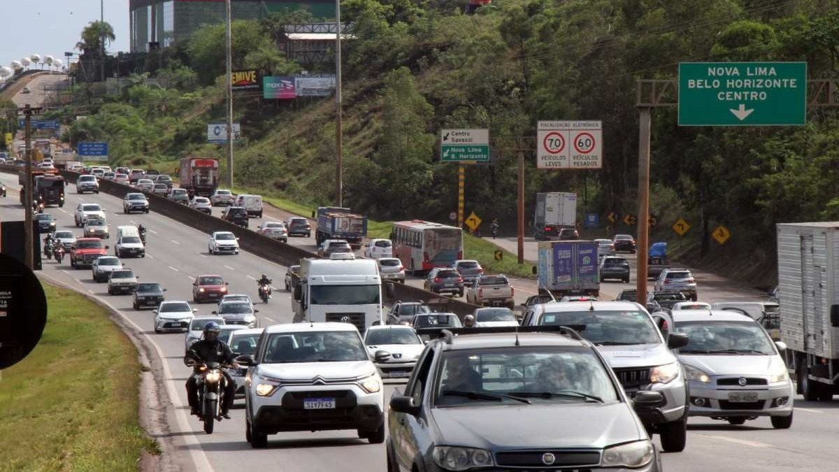 Proprietários de carros produzidos antes de 2004 podem ser beneficiados com nova medida em debate na Câmara dos Deputados