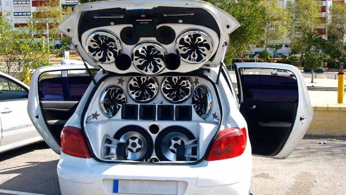 Carro com som