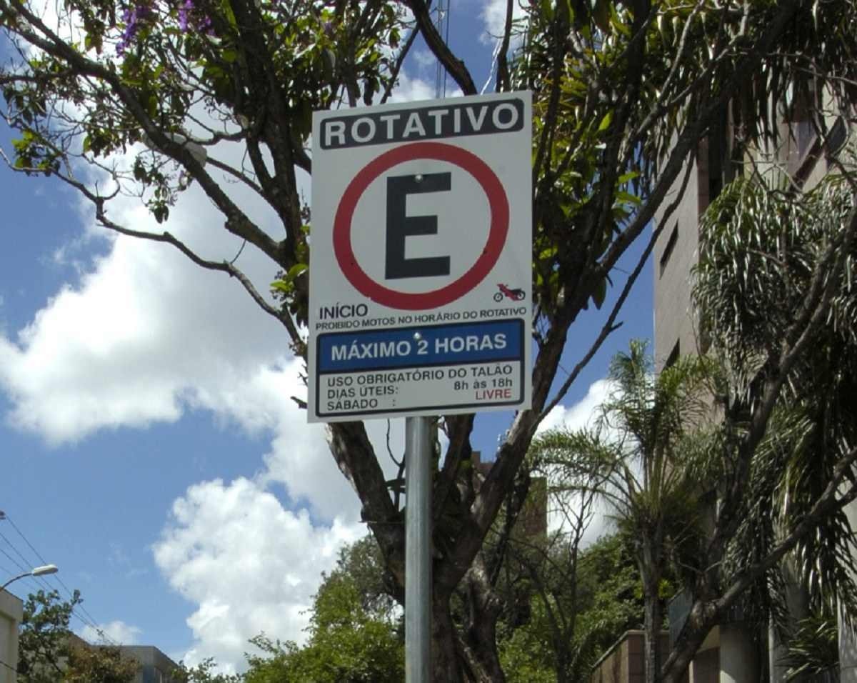 Placa rotativo bairro santo agostinho