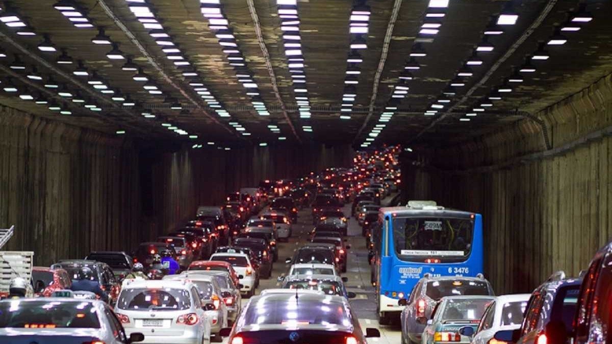 Em São Paulo já é possível pagar licenciamento, multas e até transferência de veículos 
    