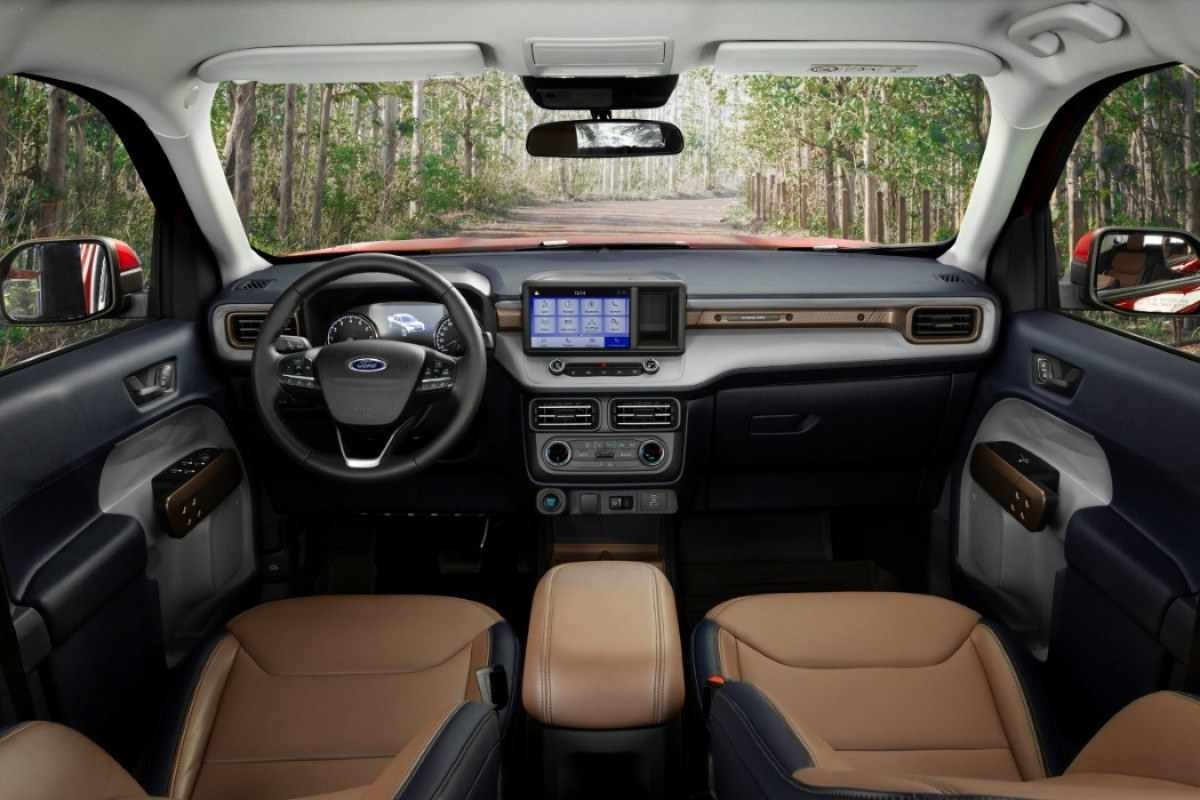 Ford Maverick Lariat FX4 interior painel e bancos dianteiros estática na terra