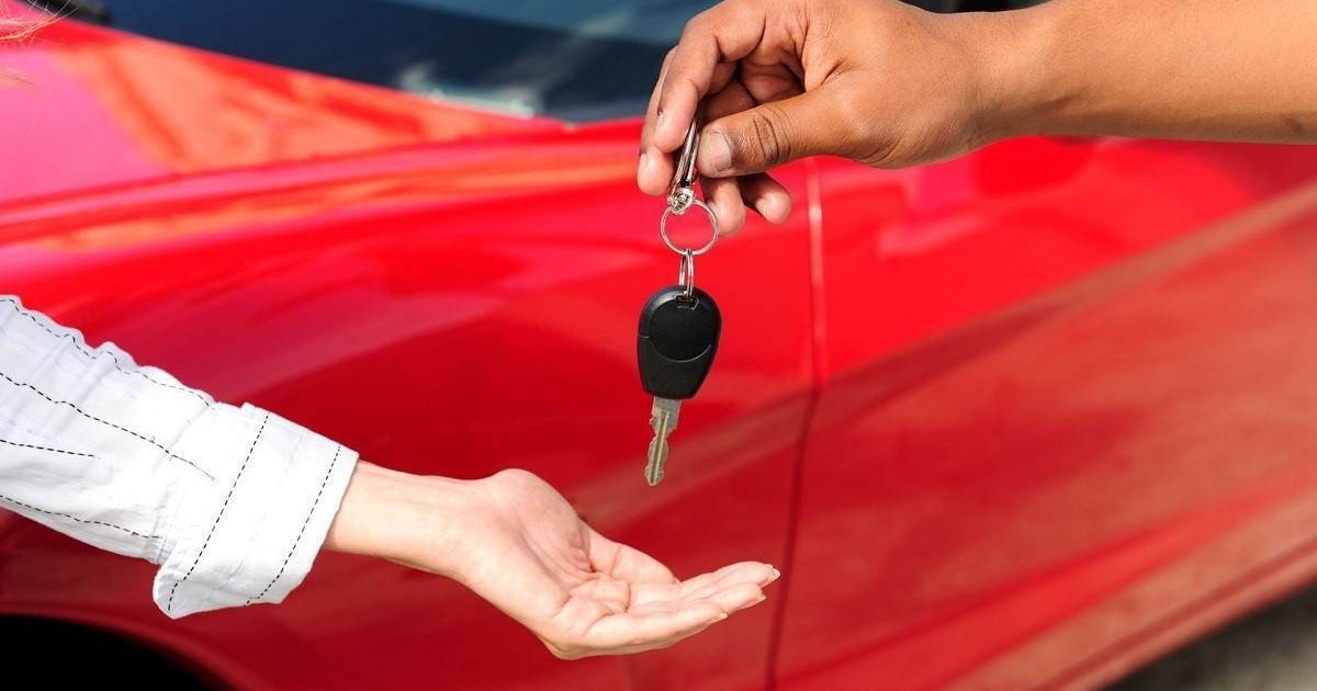 Para ter um carro novo na garagem &eacute; preciso escolher entre assinar ou comprar