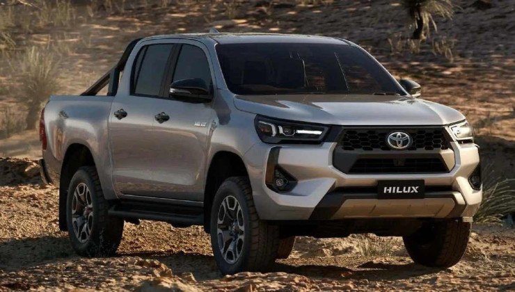 Toyota Hilux ganha facelift e mudança em motor