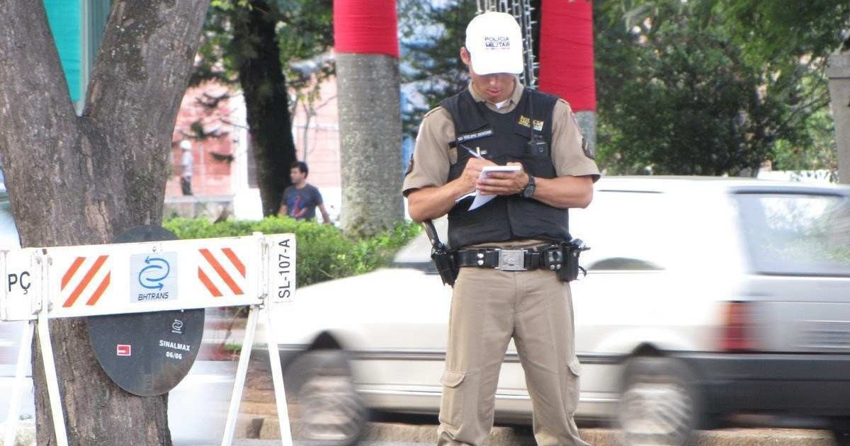 Viu uma infração de trânsito? Saiba como denunciar!