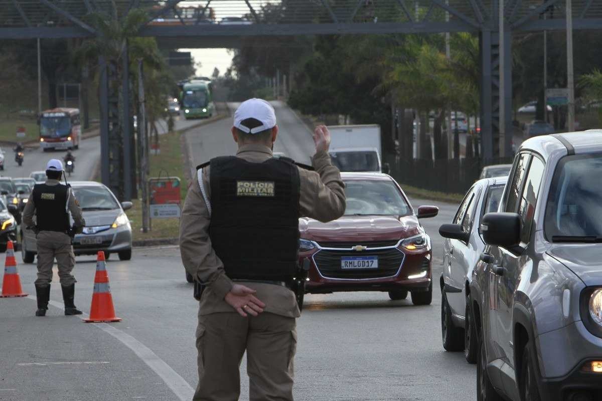  19/07/2021 Credito: Edesio Ferreira/EM/D.A Press. Brasil. Belo Horizonte - MG. Blitz da Policia Rodoviaria, na rodovia BR-356. 