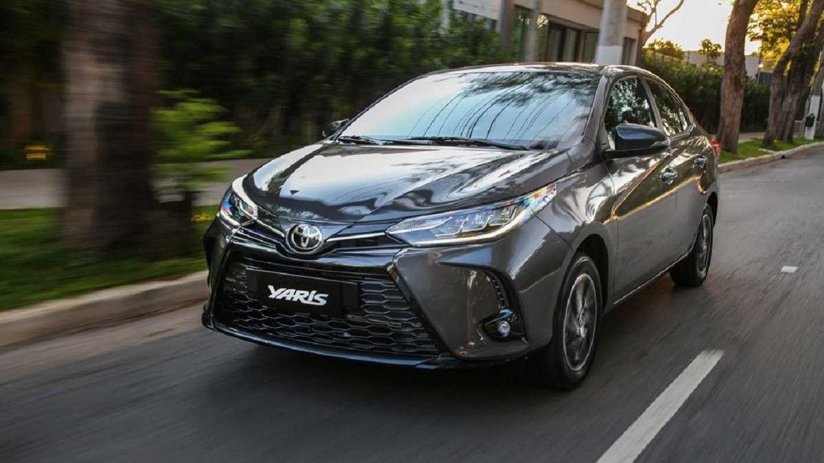 Confirmado: Toyota Yaris hatch e sedã sairão de linha para dar espaço a novo SUV