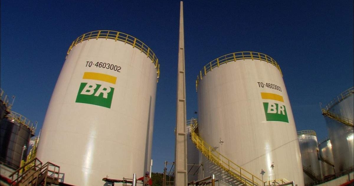 Primeira usina de biodiesel do Brasil, localizada no entorno de Salvador (BA), iniciou  as operações em 2008 