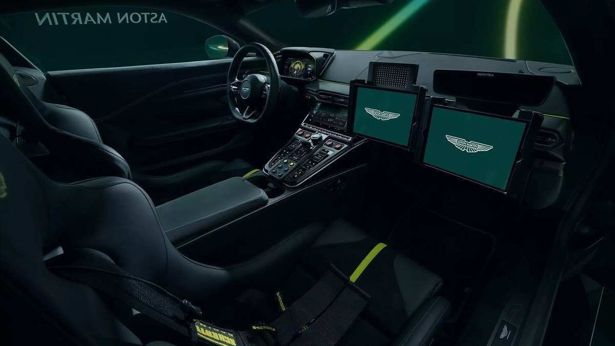 Interior do Aston Martin Vantage foi alterado para ser safety car da Fórmula 1