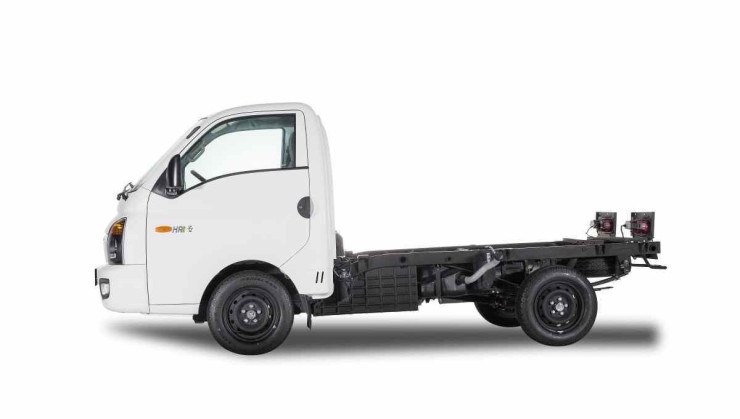 Hyundai HR H-100 branco de lateral estático no estúdio