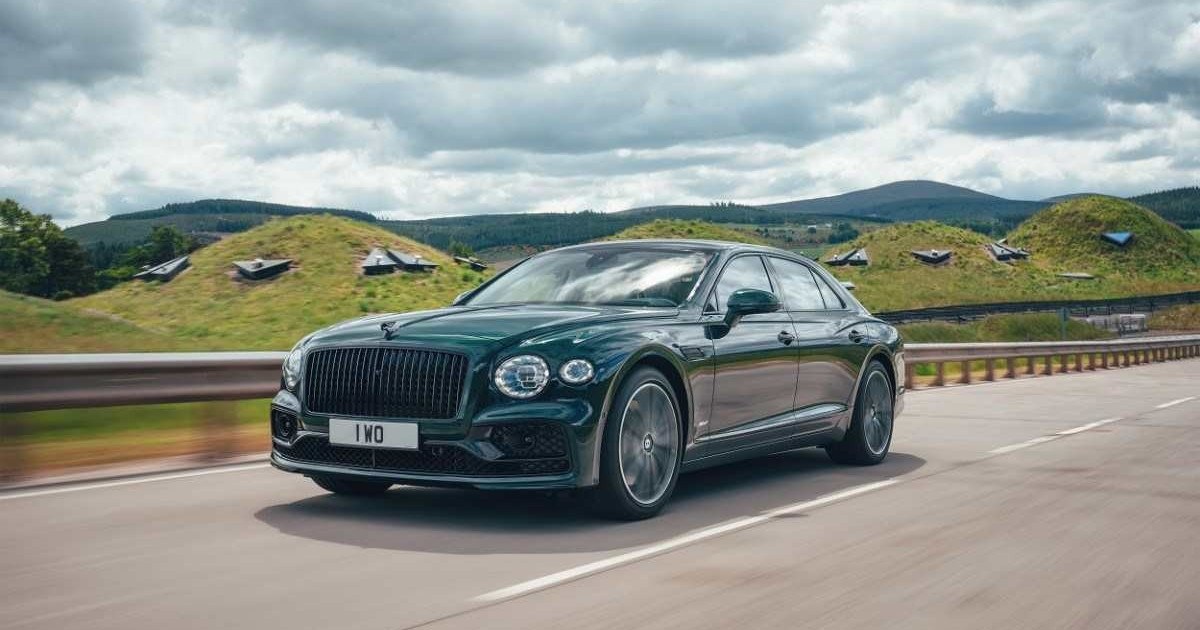 Continental Flying Spur é o segundo modelo híbrido da Bentley, depois do Bentayga