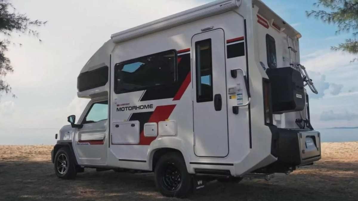 Hilux Champ motorhome
