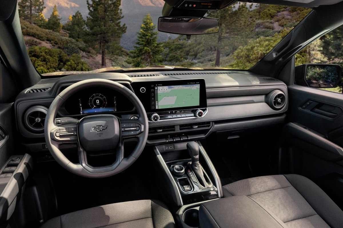 Colorado segue a tendência da Chevrolet de integrar as telas da central multimídia e dos instrumentos