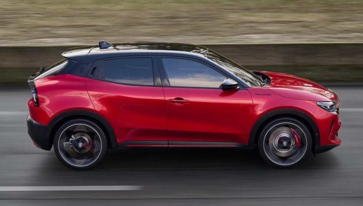 Alfa Romeo Elettrica foto lateral