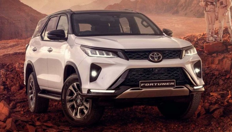 SUV com nova tecnologia chega primeiro ao continente africano  -  (crédito: Toyota/Divulgação)
