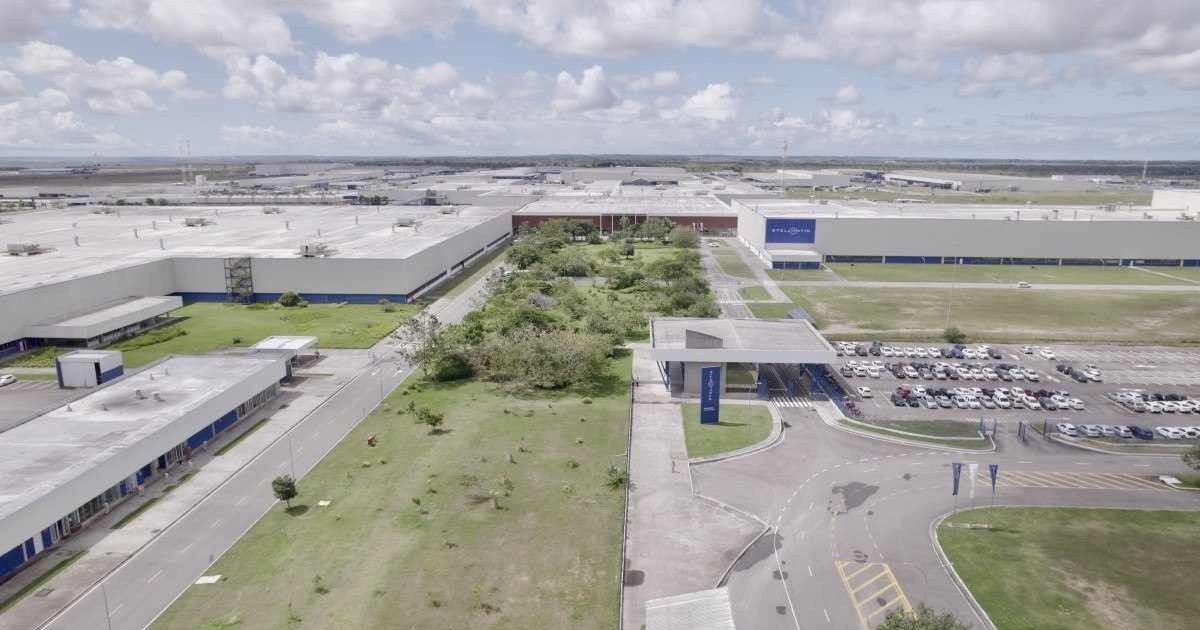 O Polo Automotivo da Stellantis em Goiana, Pernambuco, receberá parte dos investimentos para o desenvolvimento de novas plataformas