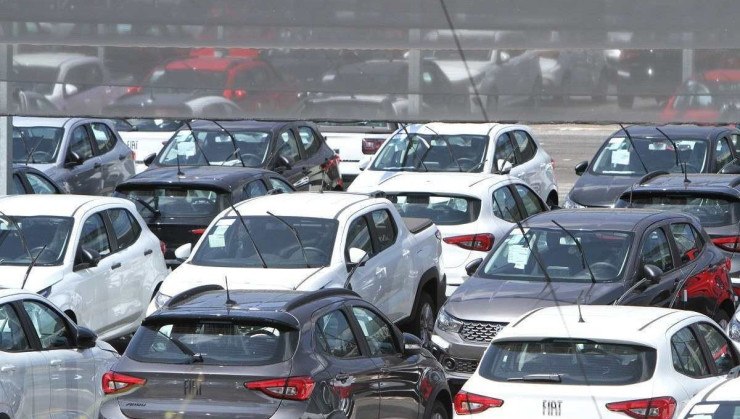  Em abril deste ano, vendas de veículos cresceram 37,17% em relação ao mesmo período de 2023
       -  (crédito:  Edesio Ferreira/EM/D.A.Press)