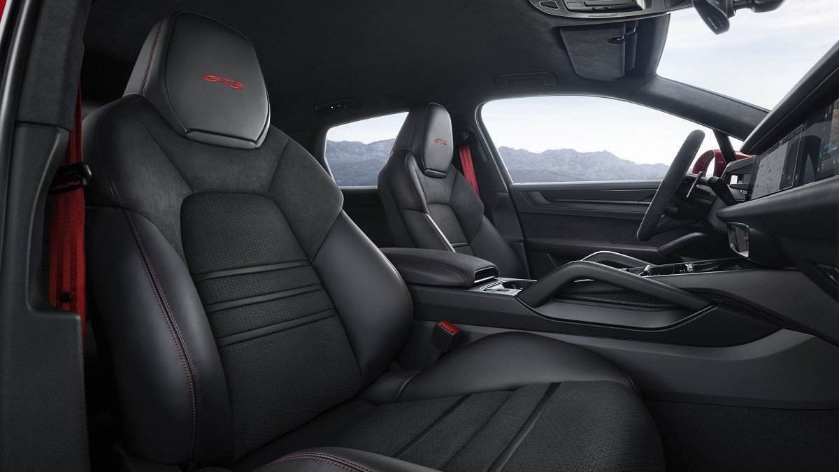Interior de novas versões de Porsche Cayenne podem ser personalizadas