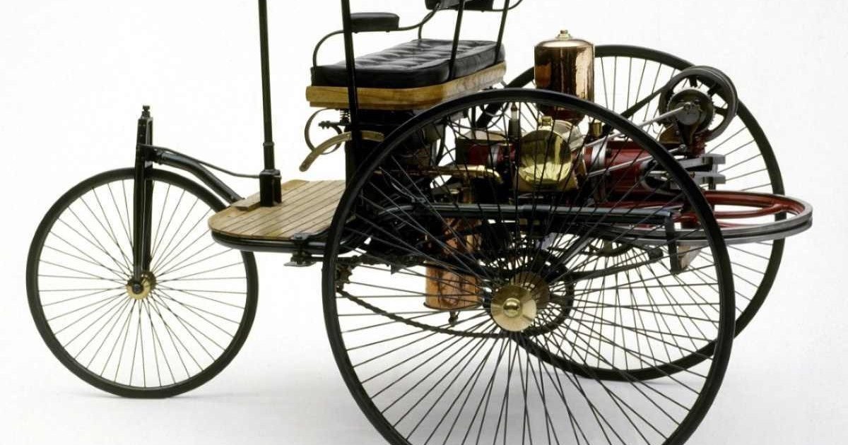 Triciclo patenteado por Karl Benz em 1886, o primeiro automóvel do mundo