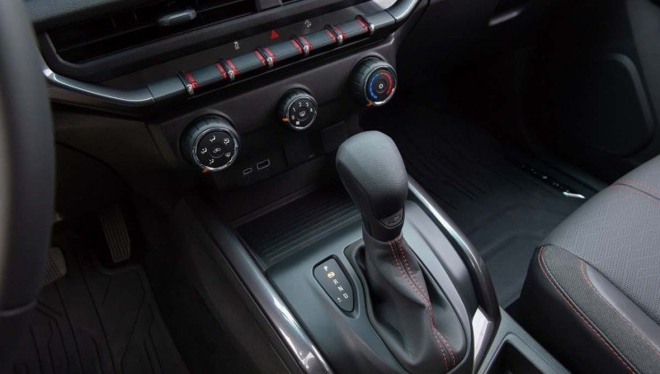 Alavanca do novo câmbio automático de 8 marchas da Chevrolet S10 Z71 2025