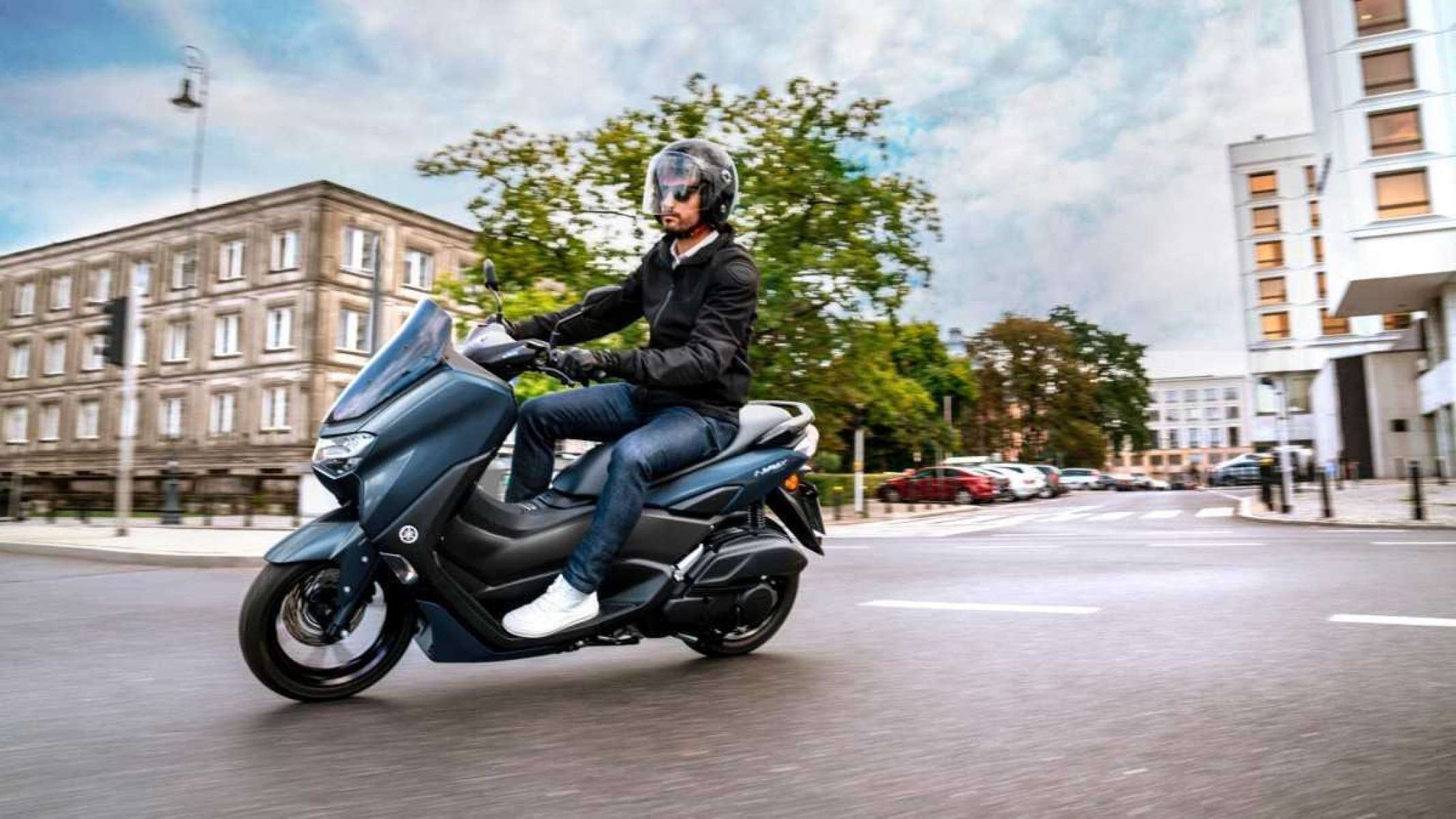 A diferen&ccedil;a entre os scooters e os cub (ou motonetas).