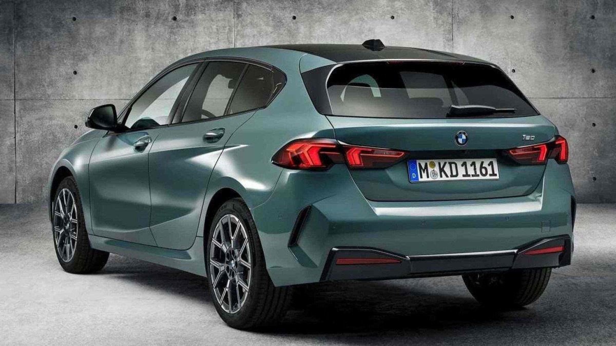 Todas as versões do novo BMW Série 1 2024 são equipadas com tecnologia micro-híbrida de 48 volts