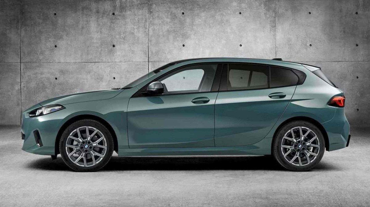 O Novo BMW Série 1 oferece diversas opções de motorização, desde o modelo de entrada 120 com 170 cv, até o M135 xDrive com 300 cv