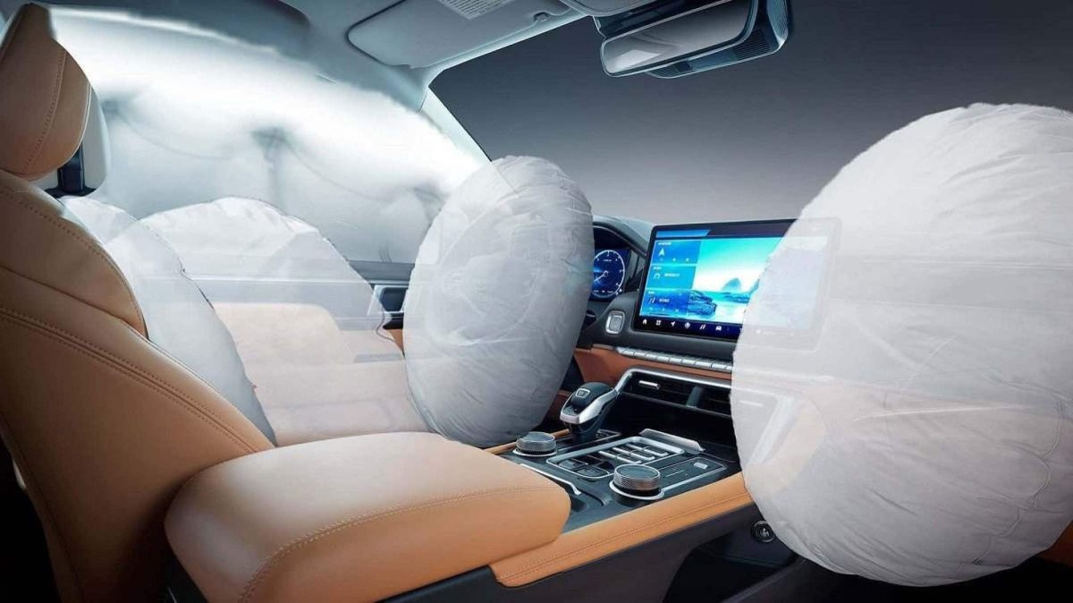 Segurança da picape conta com seis airbags