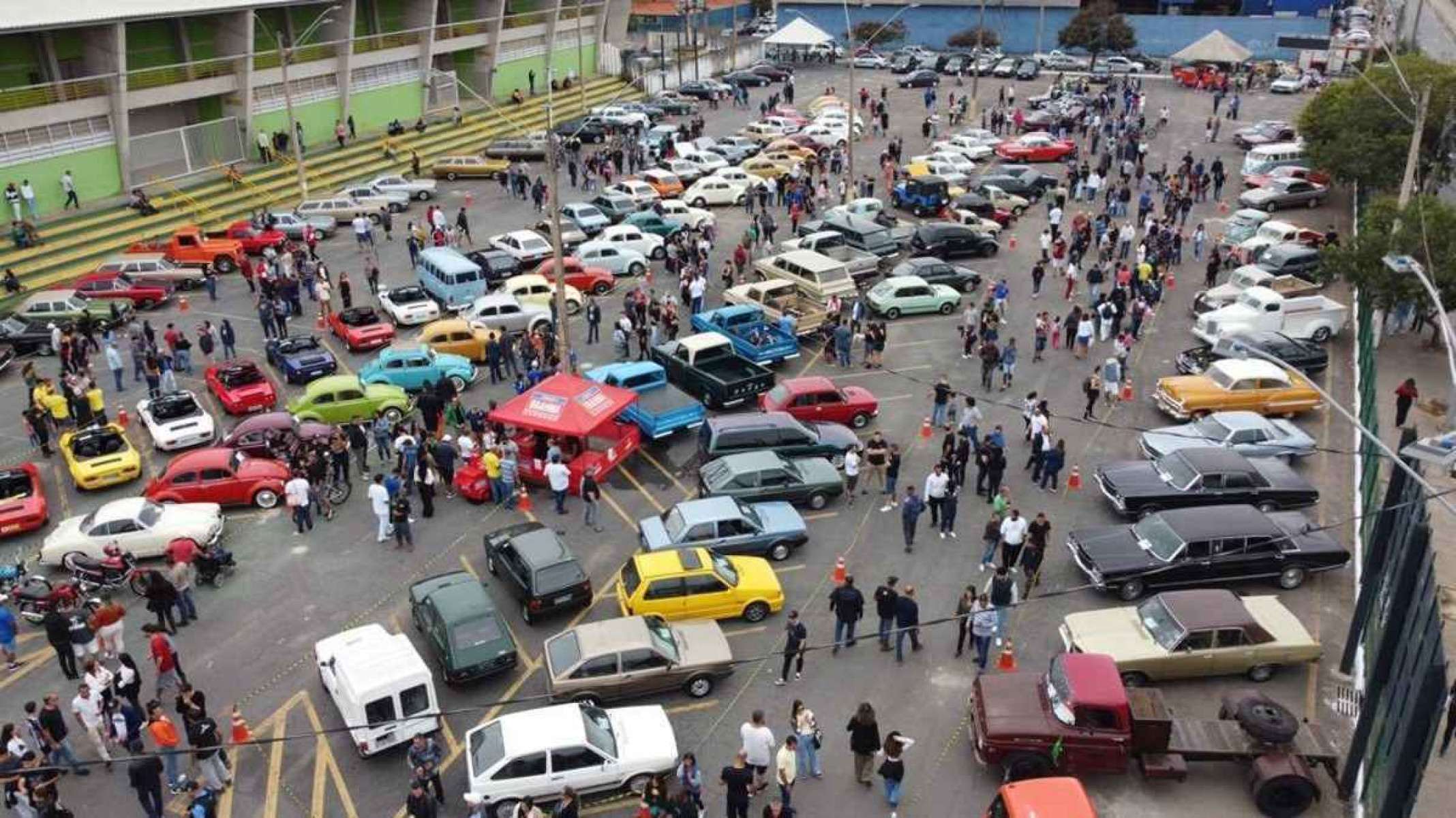 Encontro de Carros Antigos reunirá modelos clássicos em Betim