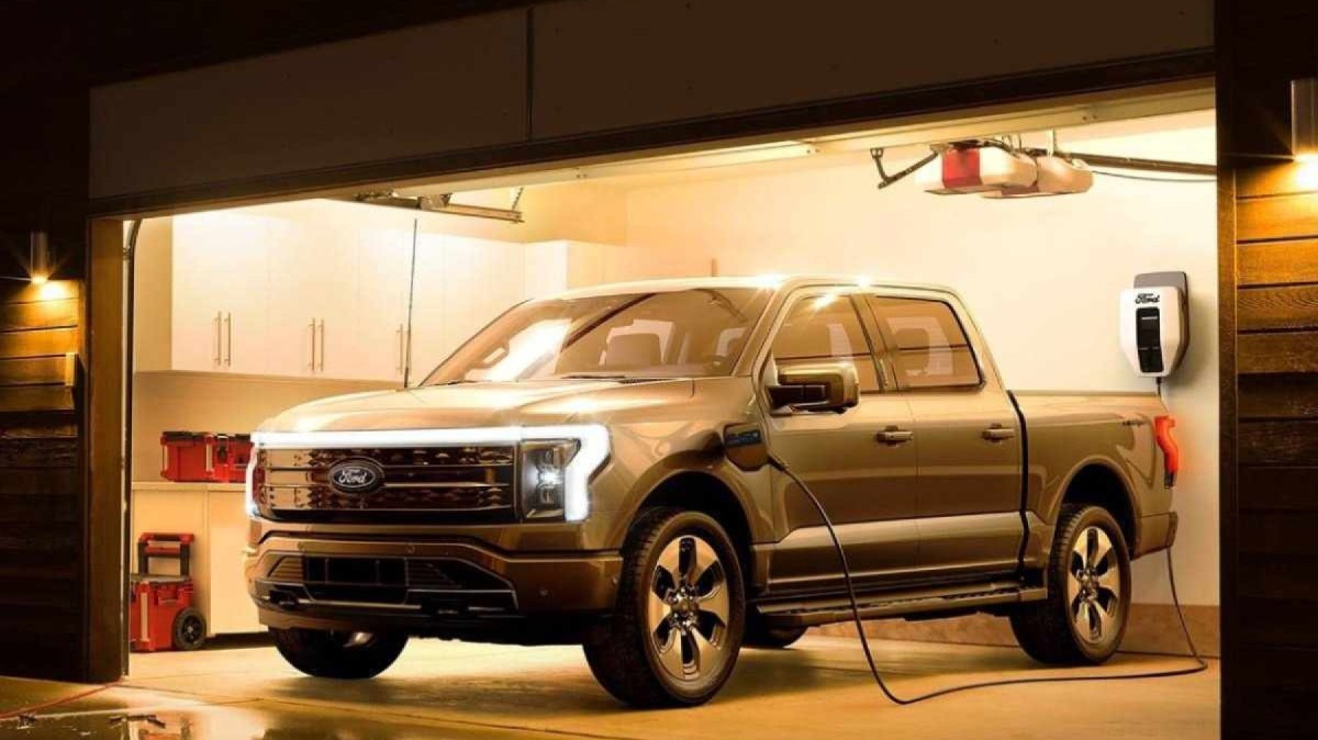 Segundo a Ford, carros elétricos de grande porte, como a F-150 Lightning, não são rentáveis