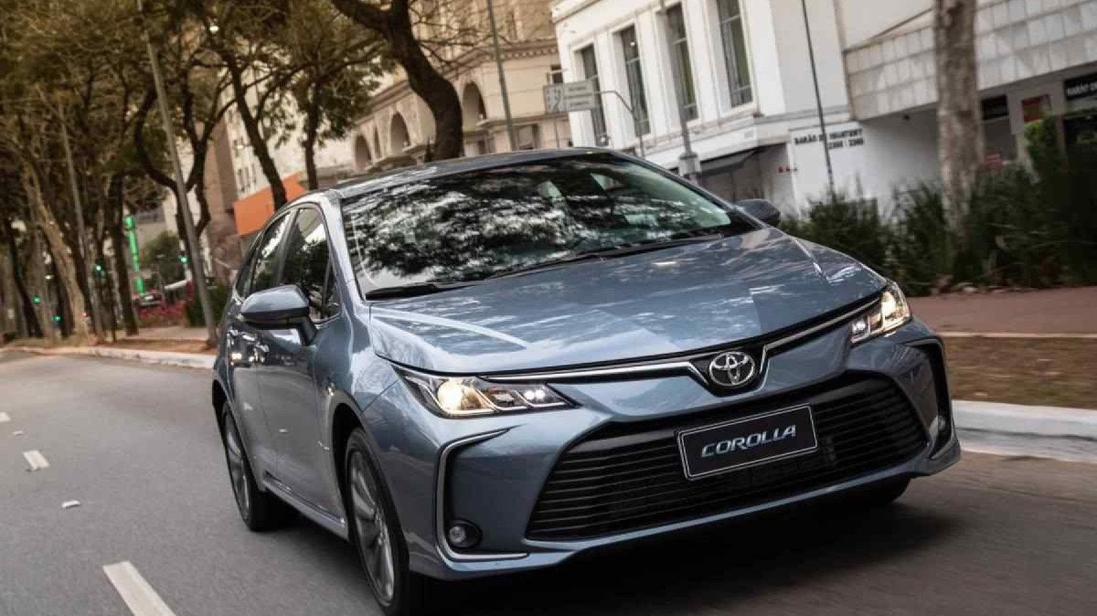 Toyota Corolla domina o segmento de sedans médios há vários anos