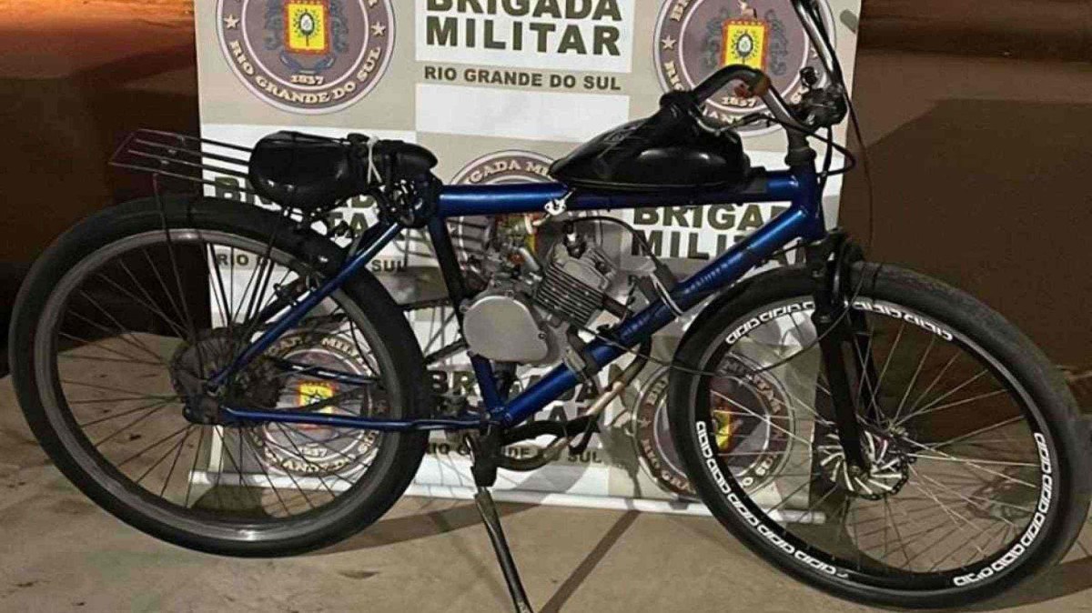 Bicicleta motorizada irregular apreendida pela Brigada Militar do Rio Grande do Sul