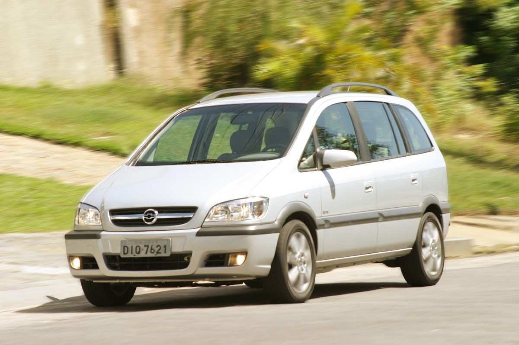 Chevrolet Zafira: 9 fatos antes da compra da minivan usada
