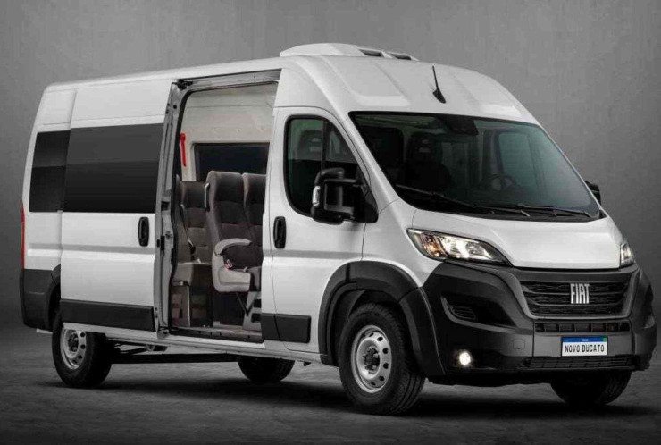 Linha Fiat Ducato 2025 ganha nova versão Luxo.