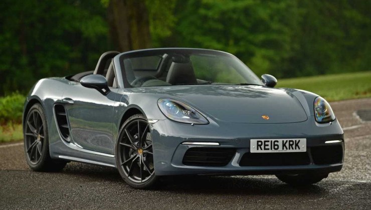 Porsche 718 Boxster é o conversível mais acessível da Porsche 