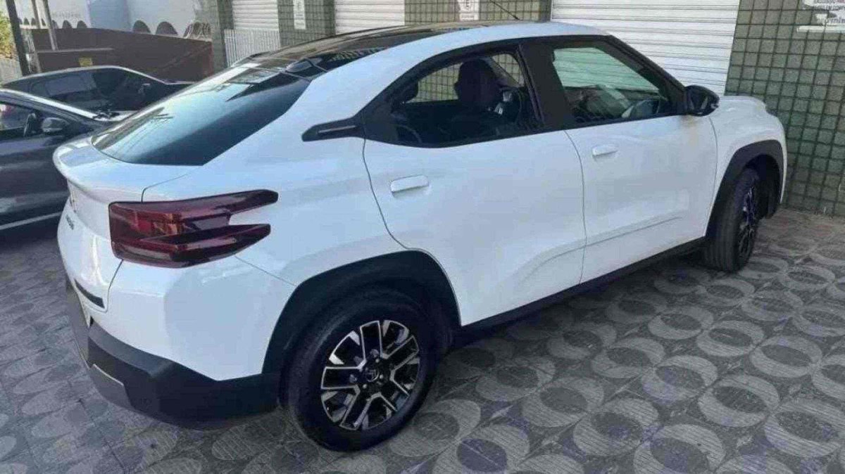 SUV foi flagrado em sua versão de topo