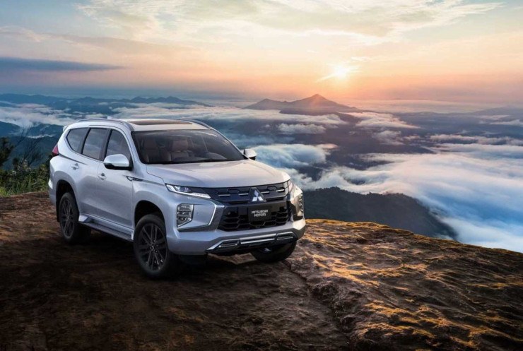 Pajero Sport Legend 2025