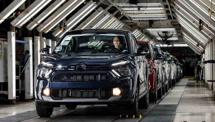 CitroÃ«n Basalt na fÃ¡brica de Porto Real (RJ)