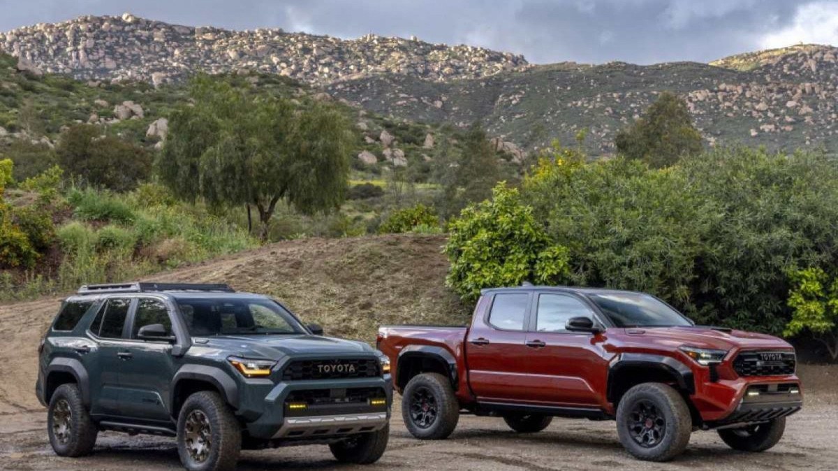 Toyota 4 Runner (SUV) e Tacoma (Picape) compartilham a mesma plataforma e são 