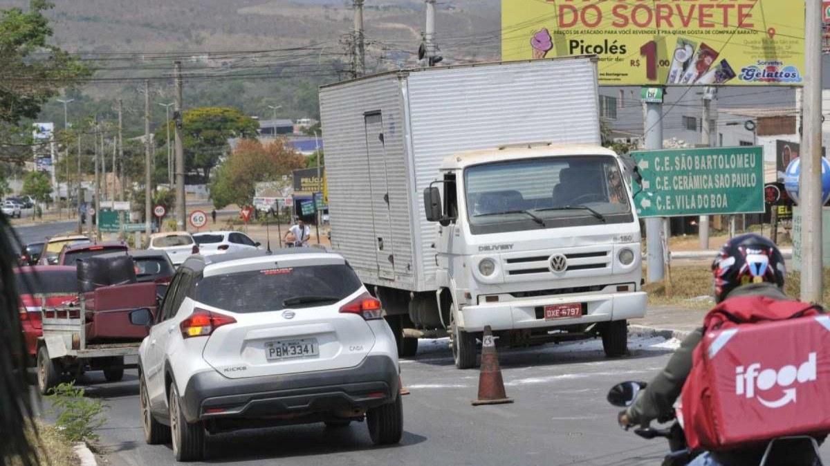 Posso dirigir sem placa por quanto tempo?