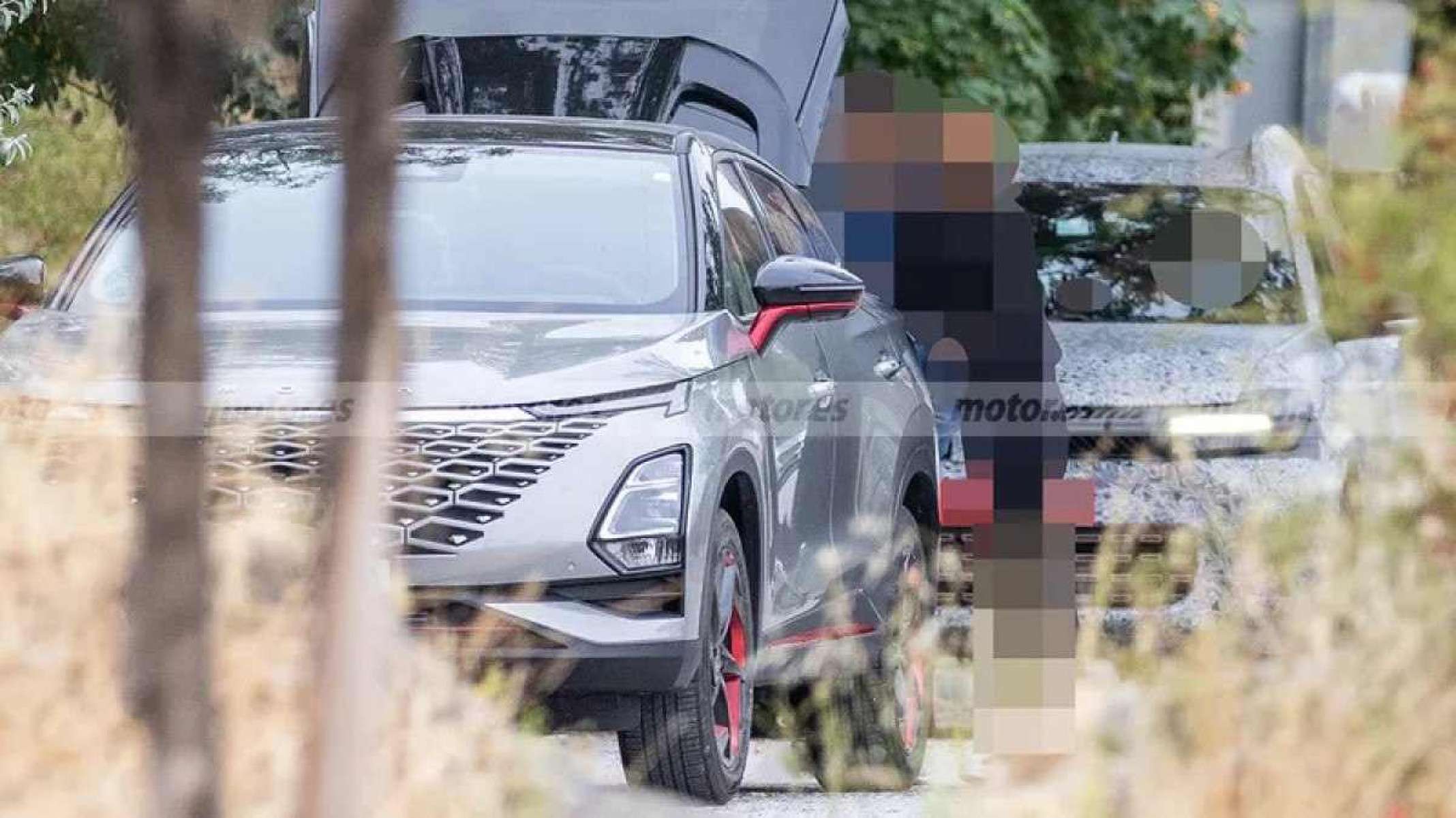 Após Ford, Renault também realiza testes com SUV chinês
