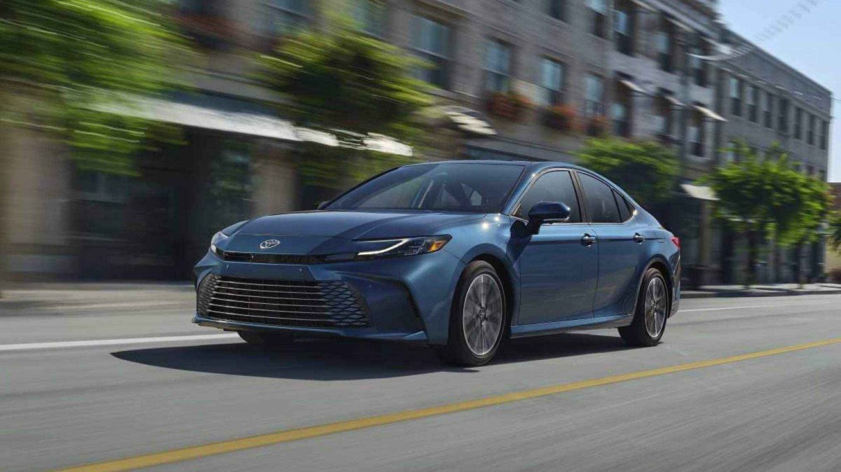 Novo Toyota Corolla e Corolla Cross devem herdar motorização híbrida plug-in do Prius
