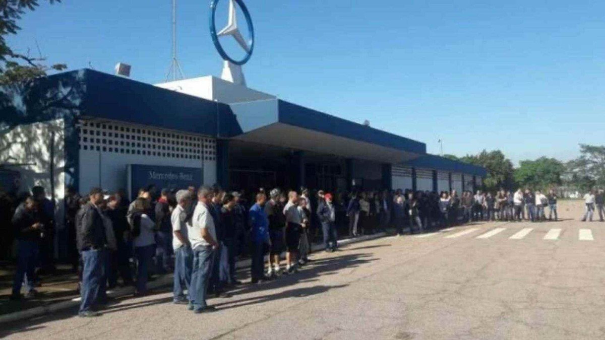 Mercedes foi condenada a pagar R$ 40 milhões por assédio moral coletivo