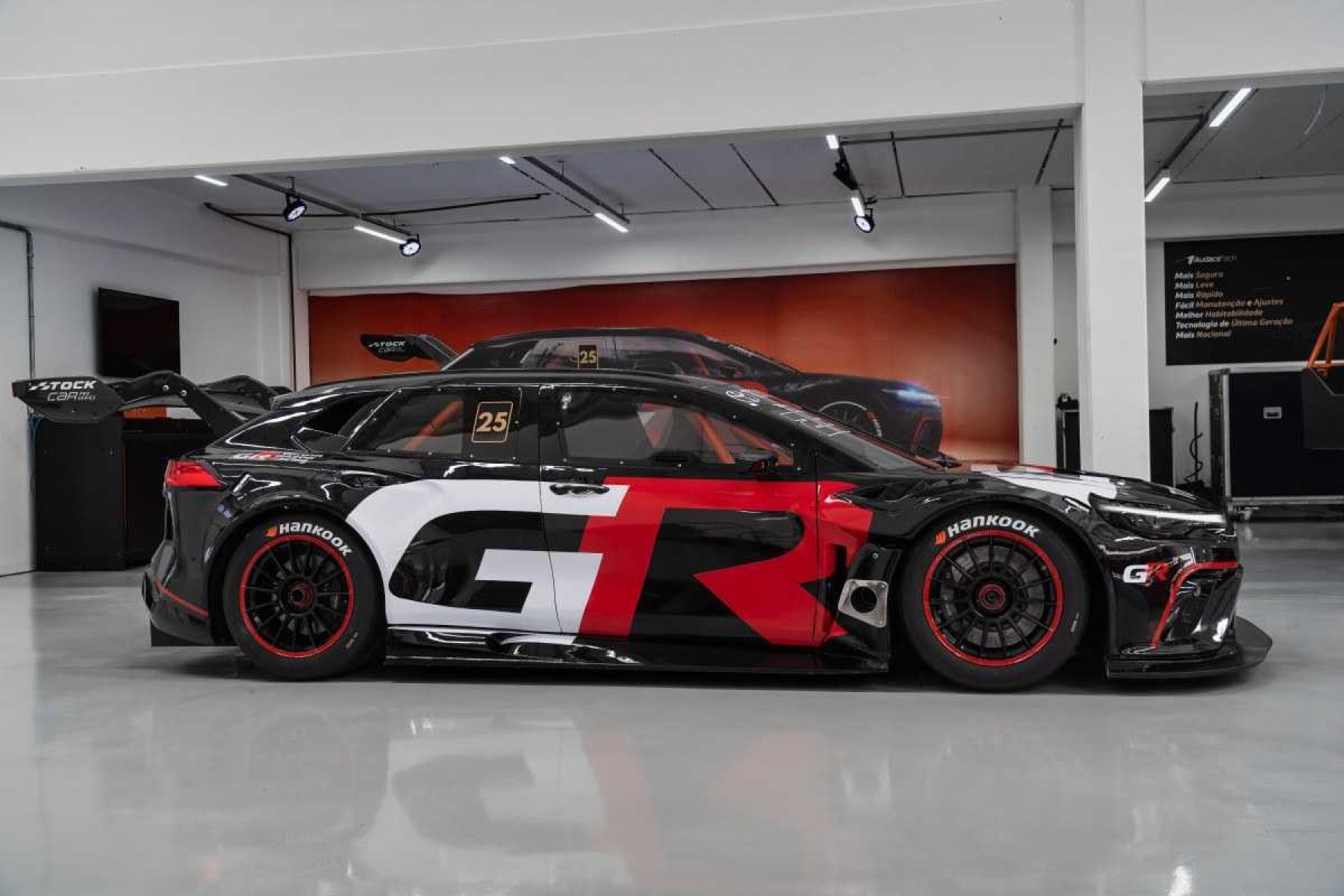 Toyota Corolla Cross para a Stock Car 2025