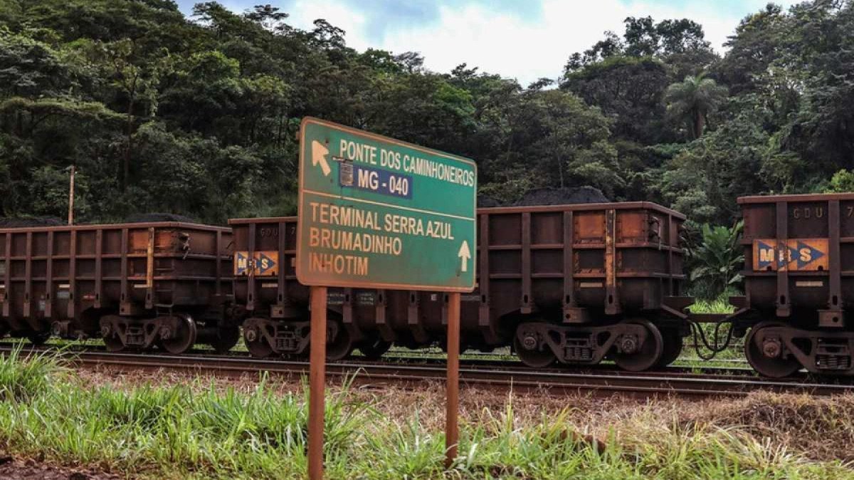 Estrada de Ferro é muito utilizada para escoar a produção de Ferro