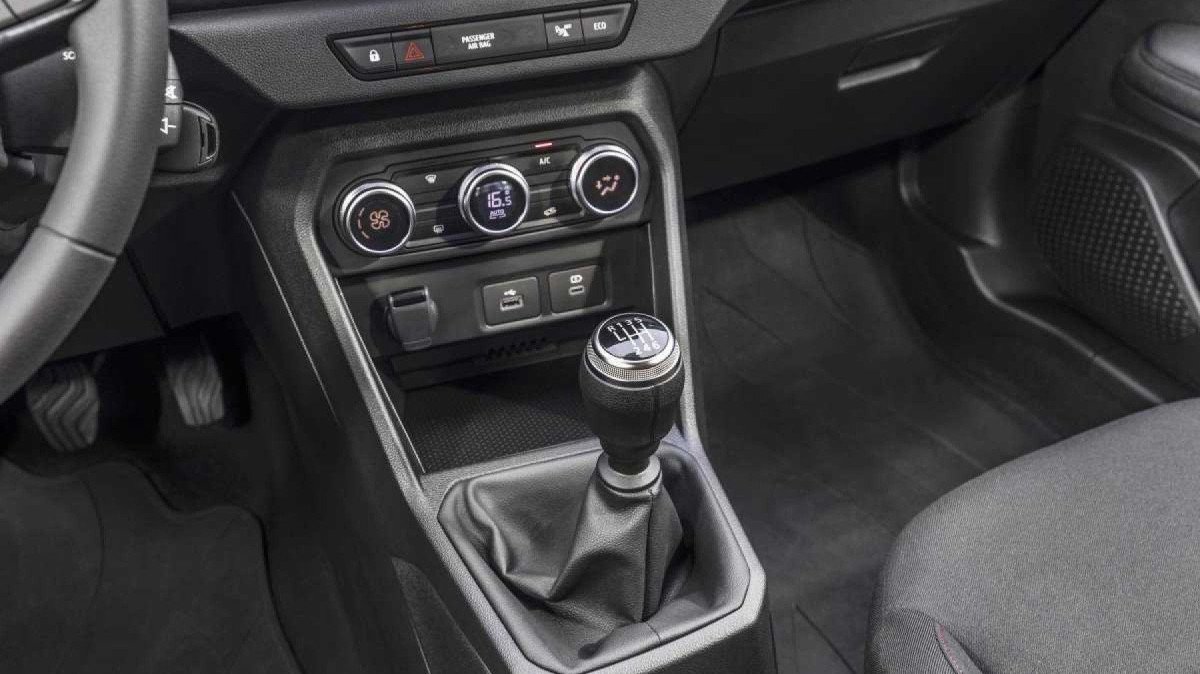  Renault Kardian manual
    